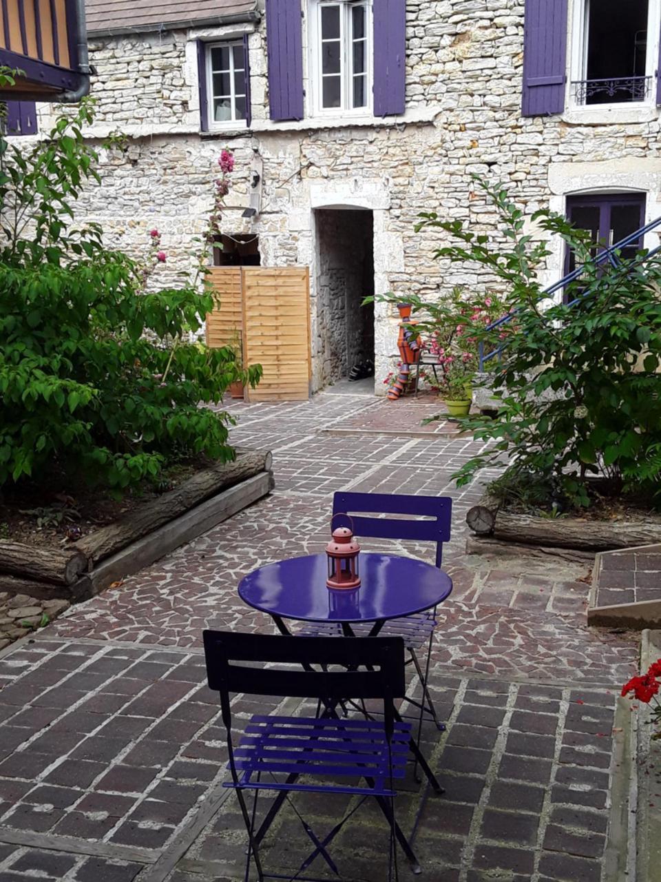 Mailly-la-Ville Chambres D'Hotes Les Coutas מראה חיצוני תמונה